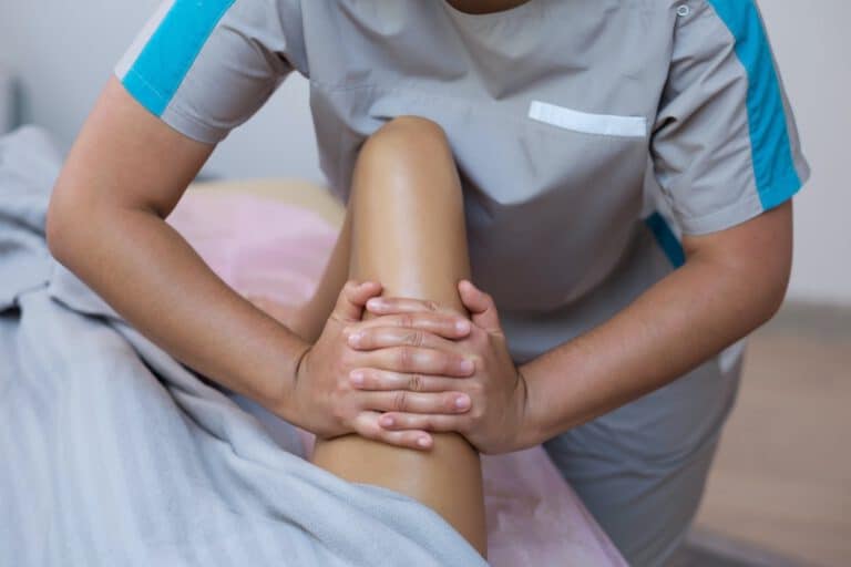 12 Überraschende gesundheitliche Vorteile der Massagetherapie