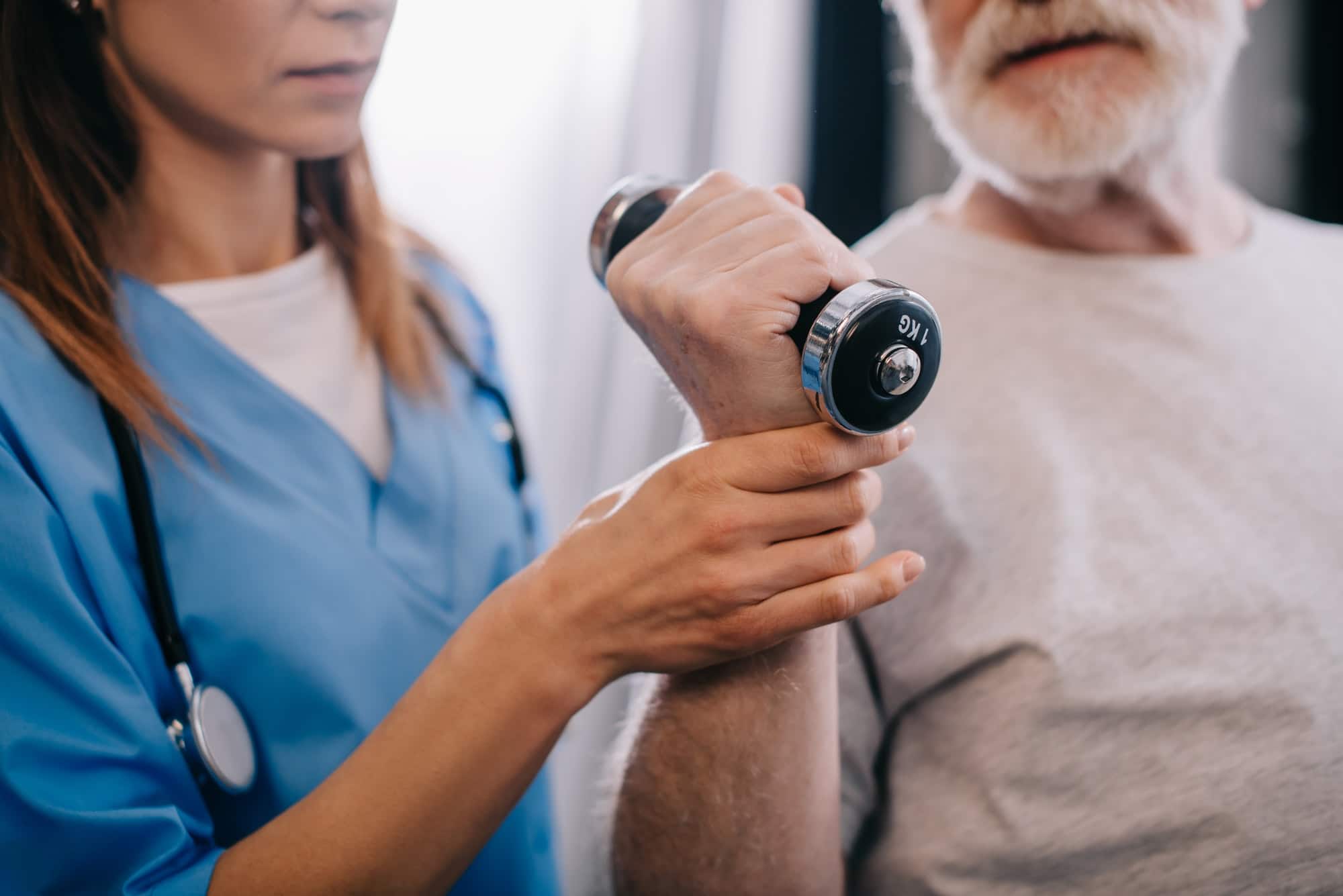 Was ist eigentlich der Unterschied zwischen Physiotherapie und Krankengymnastik?