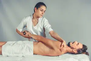 Massage Sich richtig dehnen uns stretchen