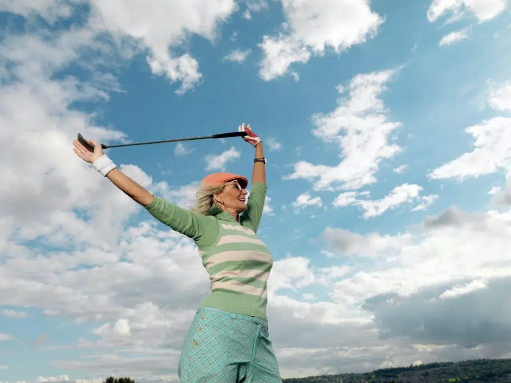 Golfverletzungen vermeiden durch ein Aufwärm-Training vor der Golfrunde